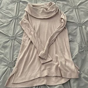 Pea in the pod blush ribbed cowl neck tunic